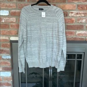 J crew men’s crew neck Never worn tags on